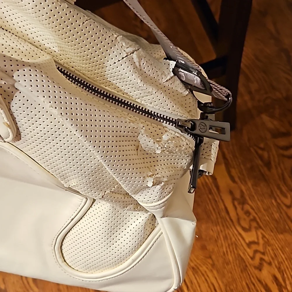 Lululemon bag - Picture 10 of 10